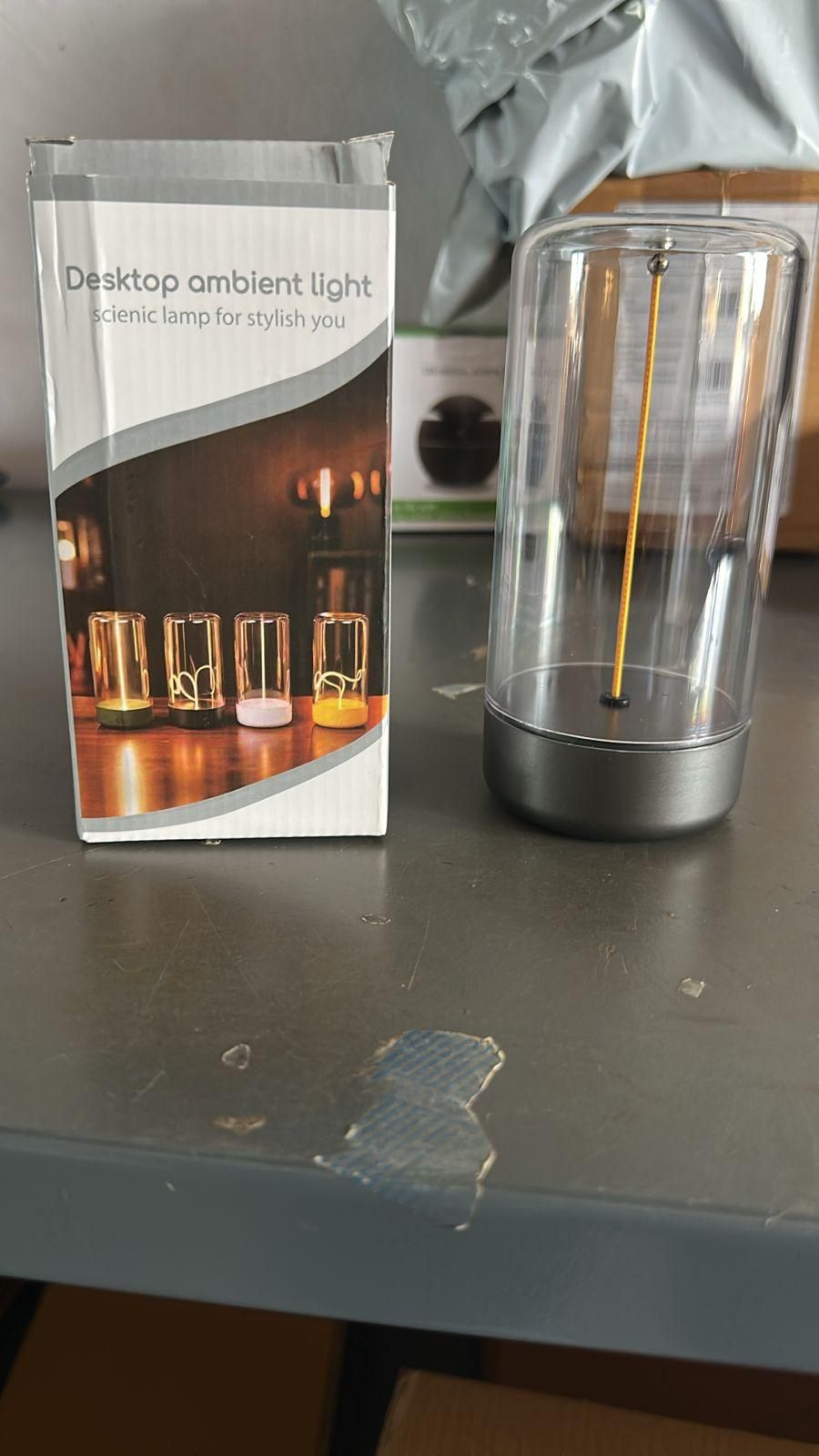 Magnetic lamp light USB C Port